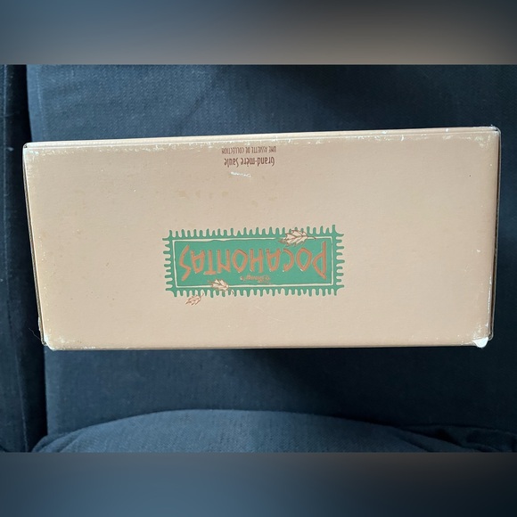 Disney Pocahontas with Grandmother Willow 3D Decorative Plate - Picture 8 of 9